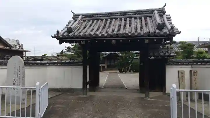 大泉寺の山門・神門