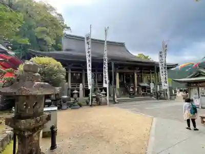 青岸渡寺の本殿・本堂