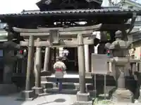 被官稲荷神社の鳥居
