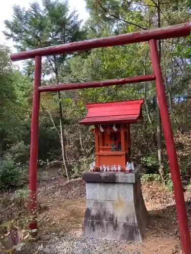 玉野御嶽神社の末社・摂社