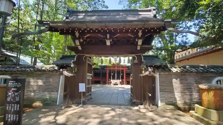 赤坂氷川神社の山門・神門