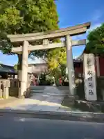 麻布氷川神社の鳥居