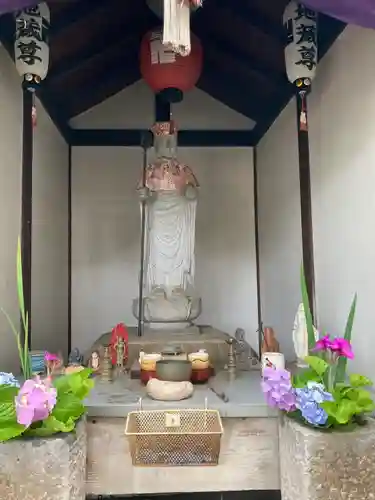 宝蔵寺の地蔵