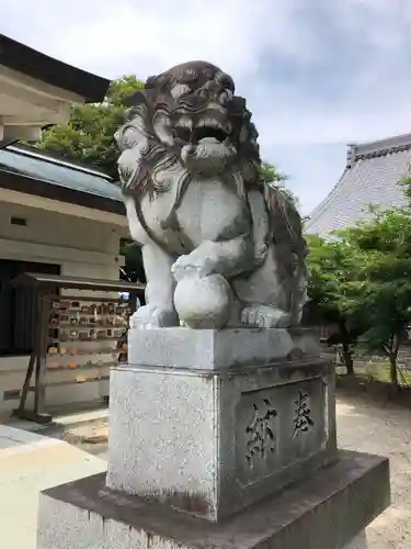 都波岐奈加等神社の狛犬