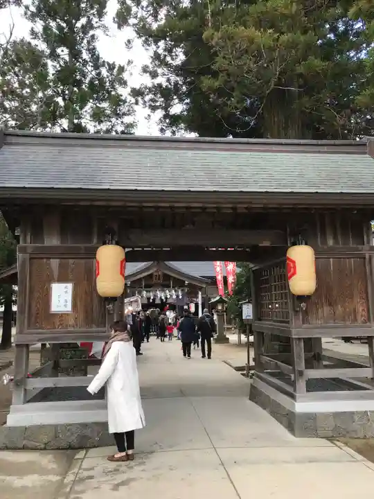 八重垣神社の山門・神門