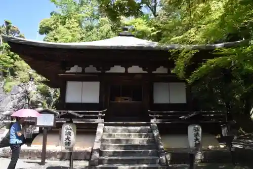 石山寺の末社