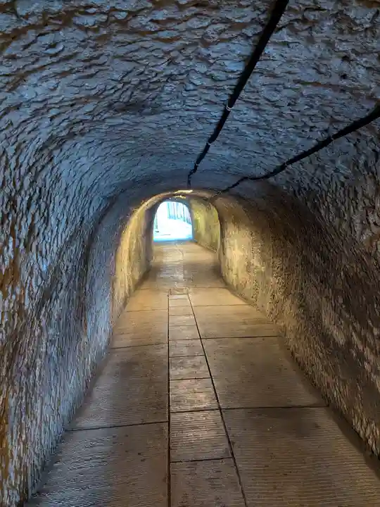 銭洗弁財天宇賀福神社(神奈川県)