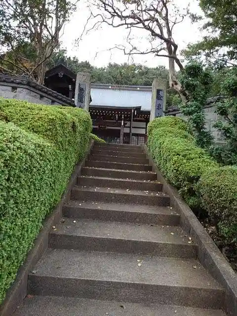 西蓮寺の山門・神門