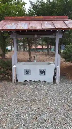 安平八幡神社の手水舎