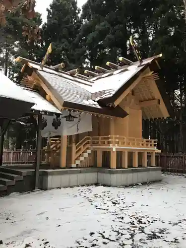 開拓神社の本殿