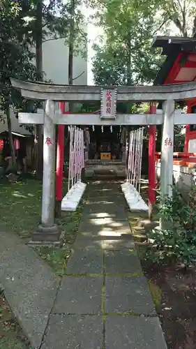くまくま神社(導きの社 熊野町熊野神社)の鳥居