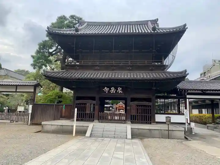 泉岳寺の山門・神門
