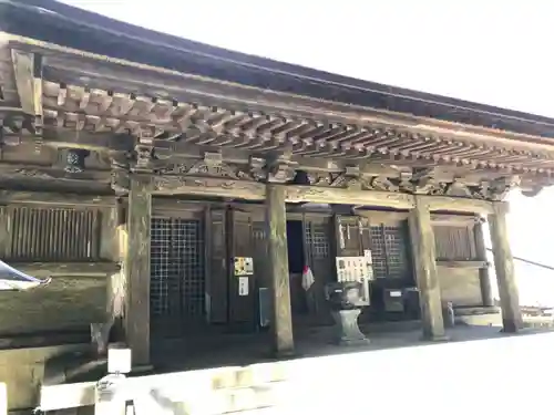 出石寺の本殿・本堂