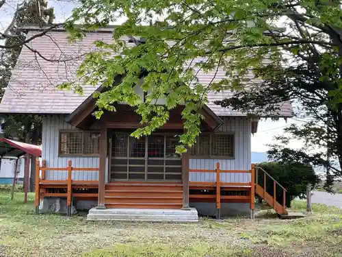 一本木稲荷神社の本殿