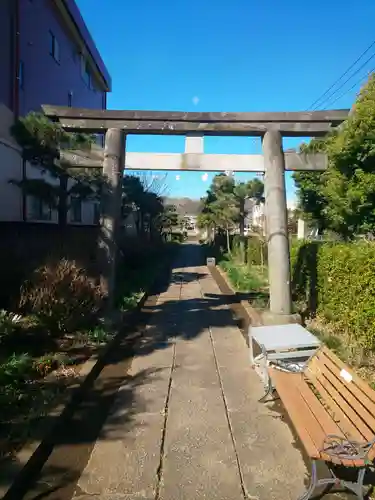 新曽氷川神社の鳥居