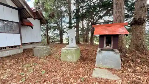 福田稲荷神社の{uncategorized: "未分類", other: "その他", undefined: "問題あり", building: "その他建物", grave: "お墓", sacred_gate: "鳥居", guardian: "狛犬", statue: "像", buddha: "仏像", history: "歴史", nature: "自然", garden: "庭園", animal: "動物", pagoda: "塔", temizu: "手水舎", mountain_gate: "山門・神門", sanctuary: "本殿・本堂", subordinate: "末社・摂社", art: "芸術", scenery: "景色", jizo: "地蔵", ema: "絵馬", goshuin: "御朱印", omikuji: "おみくじ", items: "授与品その他", amulet: "お守り", goshuincho: "御朱印帳", eats: "食事", festival: "お祭り", votive_dance: "神楽", shichigosan: "七五三参", wedding: "結婚式", experience: "体験その他", initially: "初詣", around: "周辺", anti_infection: "感染症対策"}