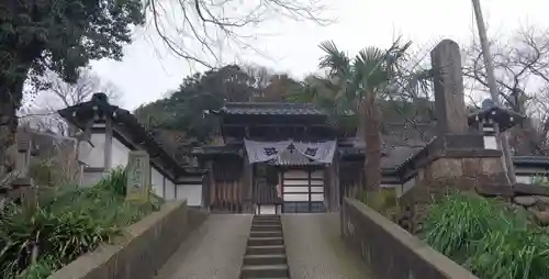 蓮昌寺の山門