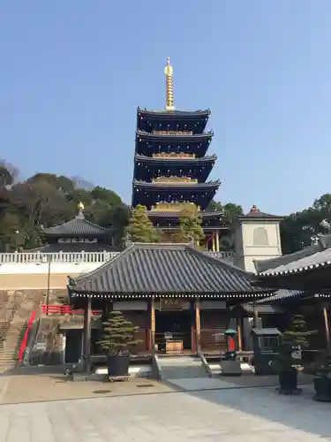 中山寺の塔