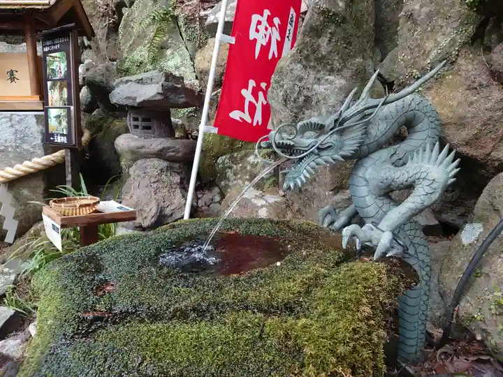 玉簾神社(神奈川県)