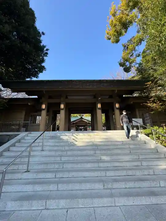 東郷神社の{uncategorized: "未分類", other: "その他", undefined: "問題あり", building: "その他建物", grave: "お墓", sacred_gate: "鳥居", guardian: "狛犬", statue: "像", buddha: "仏像", history: "歴史", nature: "自然", garden: "庭園", animal: "動物", pagoda: "塔", temizu: "手水舎", mountain_gate: "山門・神門", sanctuary: "本殿・本堂", subordinate: "末社・摂社", art: "芸術", scenery: "景色", jizo: "地蔵", ema: "絵馬", goshuin: "御朱印", omikuji: "おみくじ", items: "授与品その他", amulet: "お守り", goshuincho: "御朱印帳", eats: "食事", festival: "お祭り", votive_dance: "神楽", shichigosan: "七五三参", wedding: "結婚式", experience: "体験その他", initially: "初詣", around: "周辺", anti_infection: "感染症対策"}
