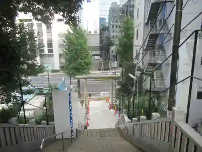 西久保八幡神社の鳥居