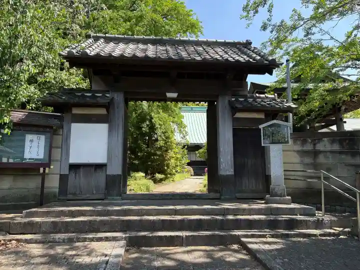 永勝寺の{uncategorized: "未分類", other: "その他", undefined: "問題あり", building: "その他建物", grave: "お墓", sacred_gate: "鳥居", guardian: "狛犬", statue: "像", buddha: "仏像", history: "歴史", nature: "自然", garden: "庭園", animal: "動物", pagoda: "塔", temizu: "手水舎", mountain_gate: "山門・神門", sanctuary: "本殿・本堂", subordinate: "末社・摂社", art: "芸術", scenery: "景色", jizo: "地蔵", ema: "絵馬", goshuin: "御朱印", omikuji: "おみくじ", items: "授与品その他", amulet: "お守り", goshuincho: "御朱印帳", eats: "食事", festival: "お祭り", votive_dance: "神楽", shichigosan: "七五三参", wedding: "結婚式", experience: "体験その他", initially: "初詣", around: "周辺", anti_infection: "感染症対策"}
