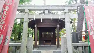 東伏見稲荷神社の末社・摂社