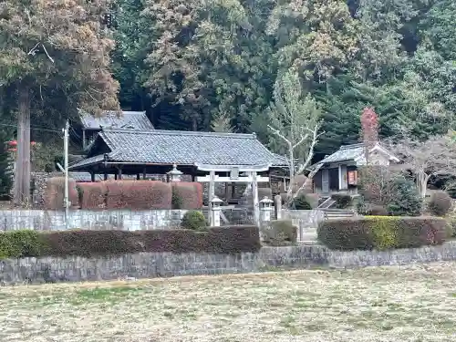 八坂神社の{uncategorized: "未分類", other: "その他", undefined: "問題あり", building: "その他建物", grave: "お墓", sacred_gate: "鳥居", guardian: "狛犬", statue: "像", buddha: "仏像", history: "歴史", nature: "自然", garden: "庭園", animal: "動物", pagoda: "塔", temizu: "手水舎", mountain_gate: "山門・神門", sanctuary: "本殿・本堂", subordinate: "末社・摂社", art: "芸術", scenery: "景色", jizo: "地蔵", ema: "絵馬", goshuin: "御朱印", omikuji: "おみくじ", items: "授与品その他", amulet: "お守り", goshuincho: "御朱印帳", eats: "食事", festival: "お祭り", votive_dance: "神楽", shichigosan: "七五三参", wedding: "結婚式", experience: "体験その他", initially: "初詣", around: "周辺", anti_infection: "感染症対策"}