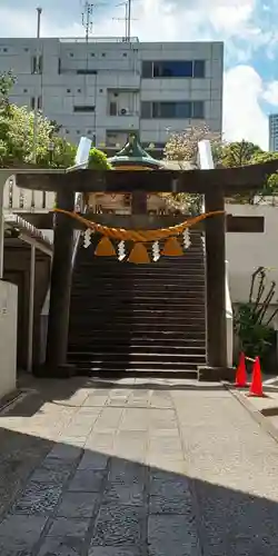 高輪神社の鳥居