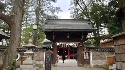 赤坂氷川神社の山門・神門