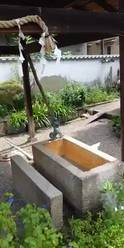 篠津神社の手水舎