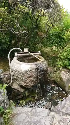 三鈷寺の手水舎