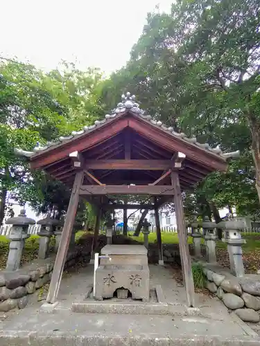 白山社（後飛保町）の手水舎