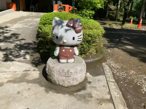 武田神社の{uncategorized: "未分類", other: "その他", undefined: "問題あり", building: "その他建物", grave: "お墓", sacred_gate: "鳥居", guardian: "狛犬", statue: "像", buddha: "仏像", history: "歴史", nature: "自然", garden: "庭園", animal: "動物", pagoda: "塔", temizu: "手水舎", mountain_gate: "山門・神門", sanctuary: "本殿・本堂", subordinate: "末社・摂社", art: "芸術", scenery: "景色", jizo: "地蔵", ema: "絵馬", goshuin: "御朱印", omikuji: "おみくじ", items: "授与品その他", amulet: "お守り", goshuincho: "御朱印帳", eats: "食事", festival: "お祭り", votive_dance: "神楽", shichigosan: "七五三参", wedding: "結婚式", experience: "体験その他", initially: "初詣", around: "周辺", anti_infection: "感染症対策"}