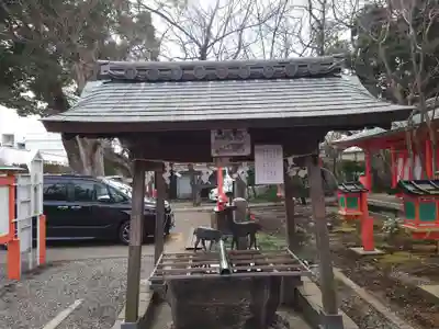 相州春日神社の手水舎
