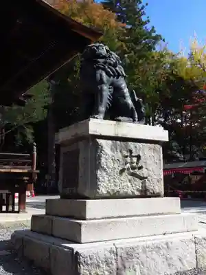 諏訪大社下社秋宮の狛犬