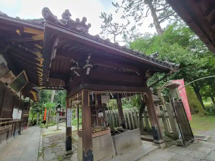 白雲神社の手水舎