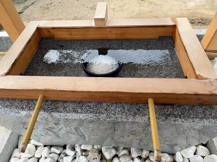 舞子六神社/まいこむの宮の{uncategorized: "未分類", other: "その他", undefined: "問題あり", building: "その他建物", grave: "お墓", sacred_gate: "鳥居", guardian: "狛犬", statue: "像", buddha: "仏像", history: "歴史", nature: "自然", garden: "庭園", animal: "動物", pagoda: "塔", temizu: "手水舎", mountain_gate: "山門・神門", sanctuary: "本殿・本堂", subordinate: "末社・摂社", art: "芸術", scenery: "景色", jizo: "地蔵", ema: "絵馬", goshuin: "御朱印", omikuji: "おみくじ", items: "授与品その他", amulet: "お守り", goshuincho: "御朱印帳", eats: "食事", festival: "お祭り", votive_dance: "神楽", shichigosan: "七五三参", wedding: "結婚式", experience: "体験その他", initially: "初詣", around: "周辺", anti_infection: "感染症対策"}