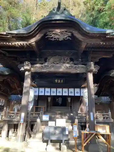 手長神社の本殿