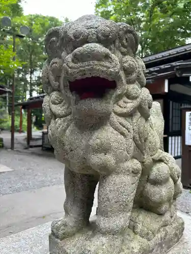 新屋山神社(山梨県)