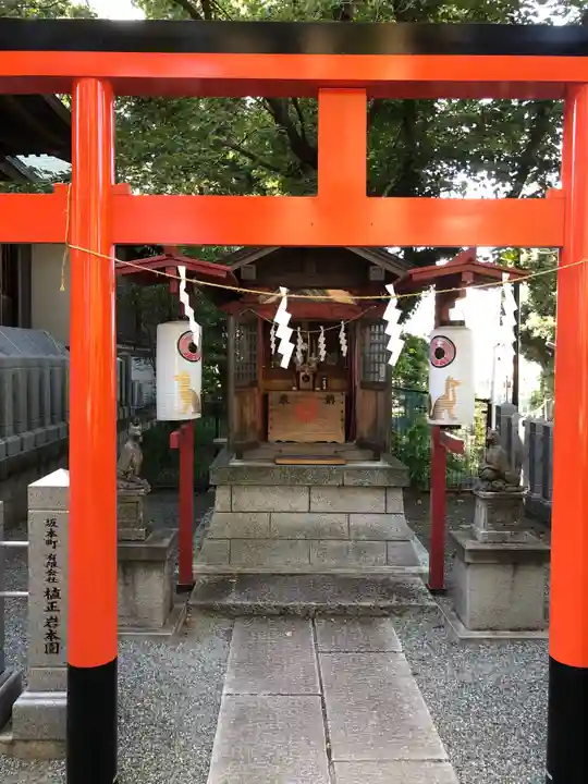 星川杉山神社の鳥居