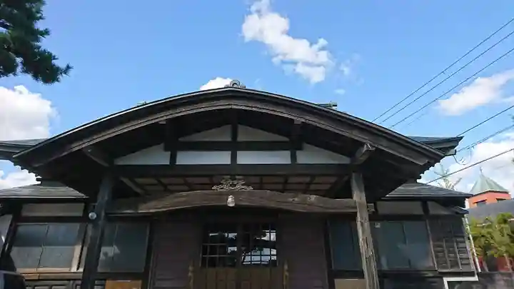 声体寺の本殿・本堂