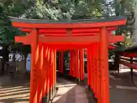 豊栄稲荷神社の{uncategorized: "未分類", other: "その他", undefined: "問題あり", building: "その他建物", grave: "お墓", sacred_gate: "鳥居", guardian: "狛犬", statue: "像", buddha: "仏像", history: "歴史", nature: "自然", garden: "庭園", animal: "動物", pagoda: "塔", temizu: "手水舎", mountain_gate: "山門・神門", sanctuary: "本殿・本堂", subordinate: "末社・摂社", art: "芸術", scenery: "景色", jizo: "地蔵", ema: "絵馬", goshuin: "御朱印", omikuji: "おみくじ", items: "授与品その他", amulet: "お守り", goshuincho: "御朱印帳", eats: "食事", festival: "お祭り", votive_dance: "神楽", shichigosan: "七五三参", wedding: "結婚式", experience: "体験その他", initially: "初詣", around: "周辺", anti_infection: "感染症対策"}