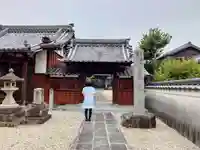 東光寺の山門・神門