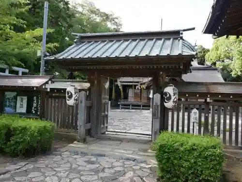 飯野八幡宮の山門・神門