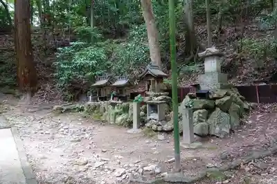 朝護孫子寺の末社・摂社
