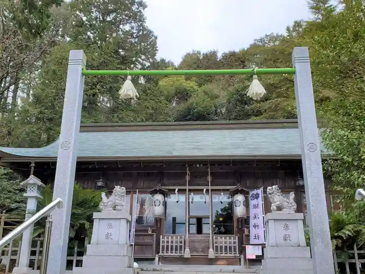 鍬渓神社の本殿・本堂