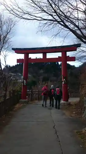 武蔵御嶽神社の鳥居