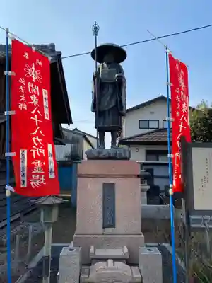 観性寺の像