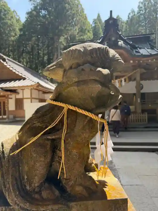 御岩神社の{uncategorized: "未分類", other: "その他", undefined: "問題あり", building: "その他建物", grave: "お墓", sacred_gate: "鳥居", guardian: "狛犬", statue: "像", buddha: "仏像", history: "歴史", nature: "自然", garden: "庭園", animal: "動物", pagoda: "塔", temizu: "手水舎", mountain_gate: "山門・神門", sanctuary: "本殿・本堂", subordinate: "末社・摂社", art: "芸術", scenery: "景色", jizo: "地蔵", ema: "絵馬", goshuin: "御朱印", omikuji: "おみくじ", items: "授与品その他", amulet: "お守り", goshuincho: "御朱印帳", eats: "食事", festival: "お祭り", votive_dance: "神楽", shichigosan: "七五三参", wedding: "結婚式", experience: "体験その他", initially: "初詣", around: "周辺", anti_infection: "感染症対策"}